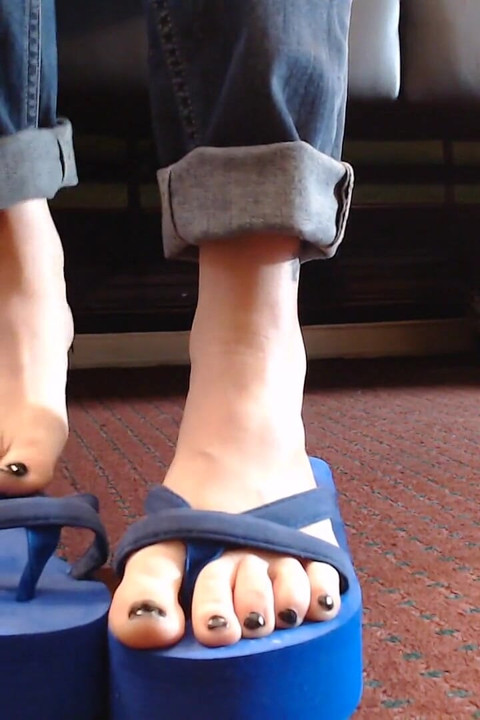 Flipflopsy z pianki platformowej