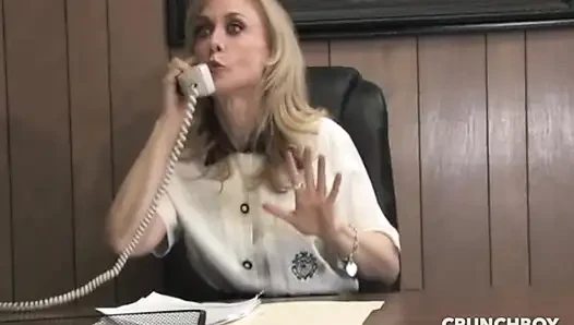 ЛЕСБИЕНСКИЕ ГЭНГБЭНГЫ С ПОЕДАНИЕМ КИСКИ WITG GRILS