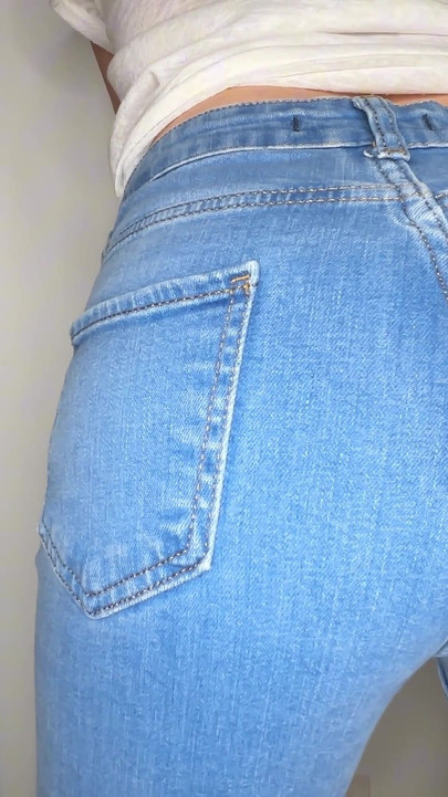 วิดีโอตดกางเกงยีนส์ครั้งแรกของกู 4K