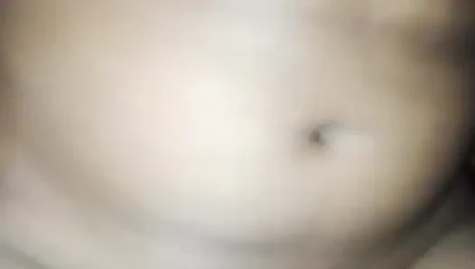 Desi bhabhi ko land munh mein dekhkar chut faadi