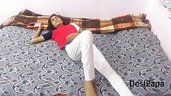 Indyjska studentka uprawia seks ze swoim chłopakiem