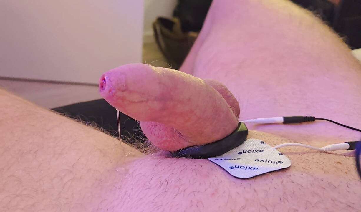 Electro jebanie z precum (bez spermy)