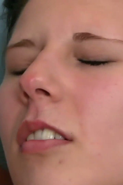 Lolinda Loves Jizz on Her Tummy