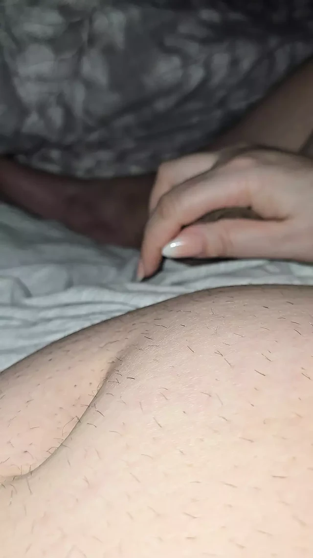 Step mom pulled out step son dick without shame and handjob him