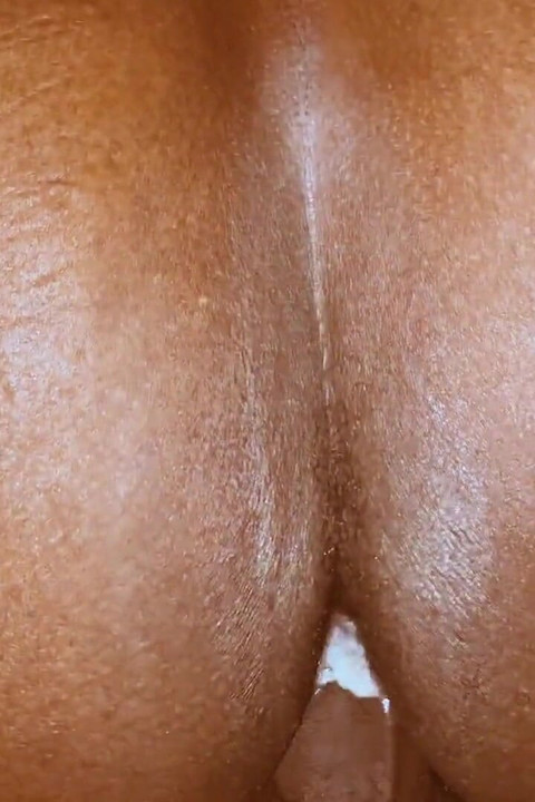 Big Ass Layla Got Caught Fucking Her Neighbor 1