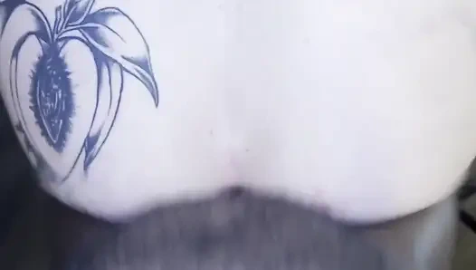 Schwanzlutschen, bevor ich diesen großen schwarzen schwanz in meine nasse muschi bekommt