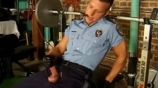 Словесный секс сексуального полицейского-полицейского.mp4