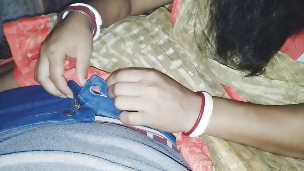Deshi hot sexy Bhabi