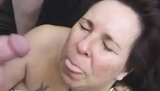 Ibu tiri tetangga sebelah