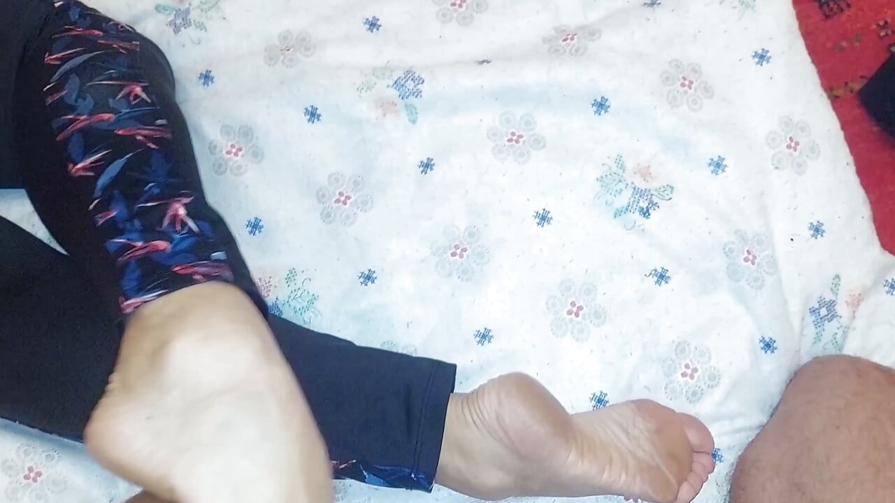 Amateur Blonde Mature Wife Feet and Doggy Style