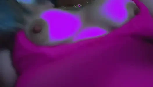 Yalnız orta yaşlı seksi kadın