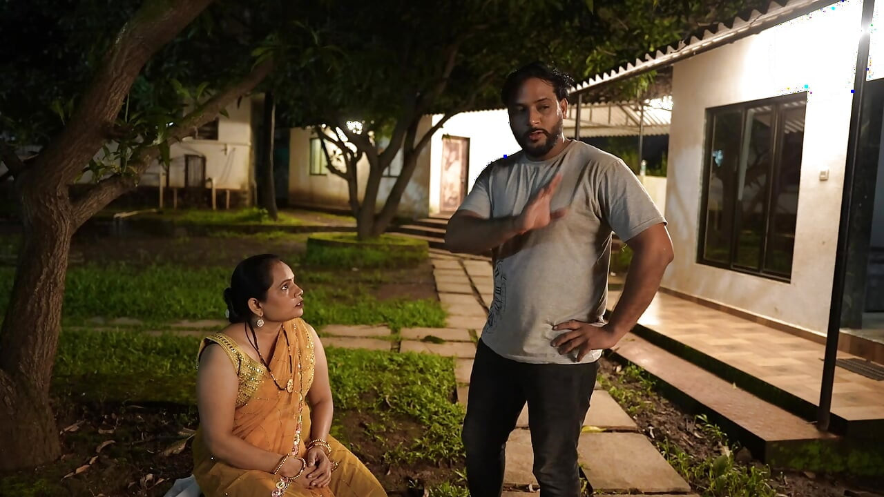 Indiana em hardcore sexo com marido - claro hinfi audio