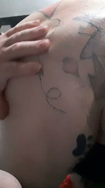 Ryan743 removed huge butt plug on webcam after 13 hours inserted | Clip 1