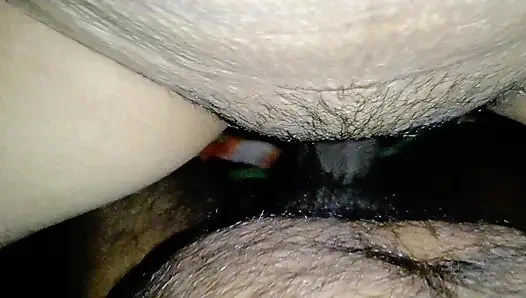 Üvey kız kardeşimle seks yapıyorum.