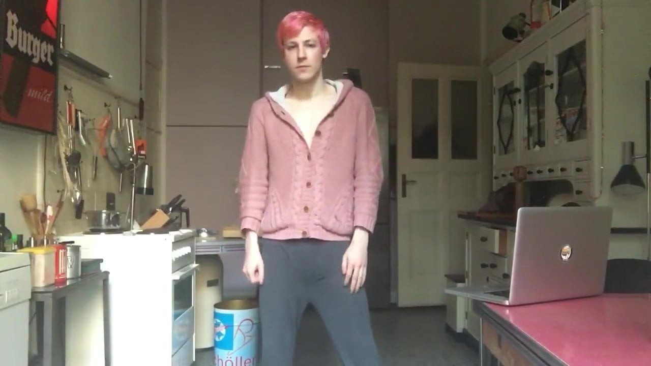 TWINK IS ALWAYS HUNGRY FOR RAW COCK