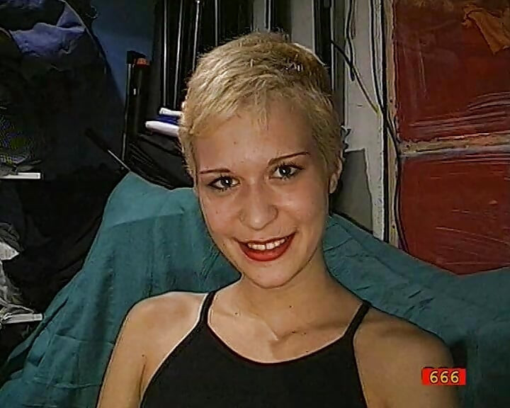 Blowbang Bukkake and Sperm Spit Swapping Babes Ggg John Thompson