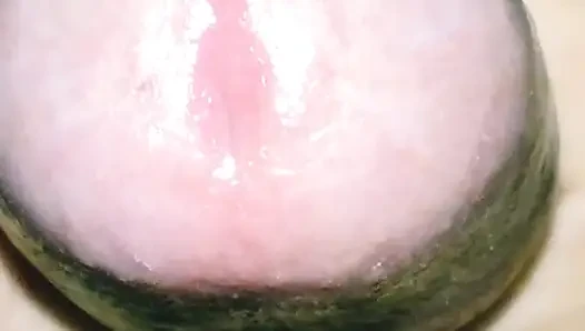 Daha iyi bir gün için sabah yakın çekim mastürbasyonu, spermle dolu