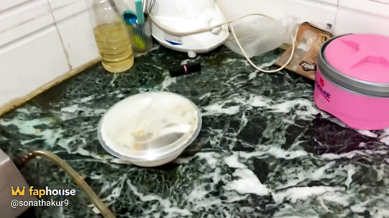 Stepbrother Stripped His Stepsister Naked, Milked Her Into Glass & Fucked Hard in Bedroom
