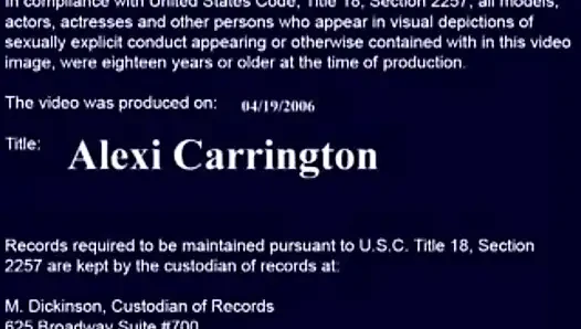 Lexi Carrington yatak odasında göğüsleriyle sikişiyor