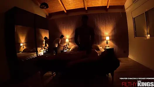 Yenifer Chacon ile masaj için bts