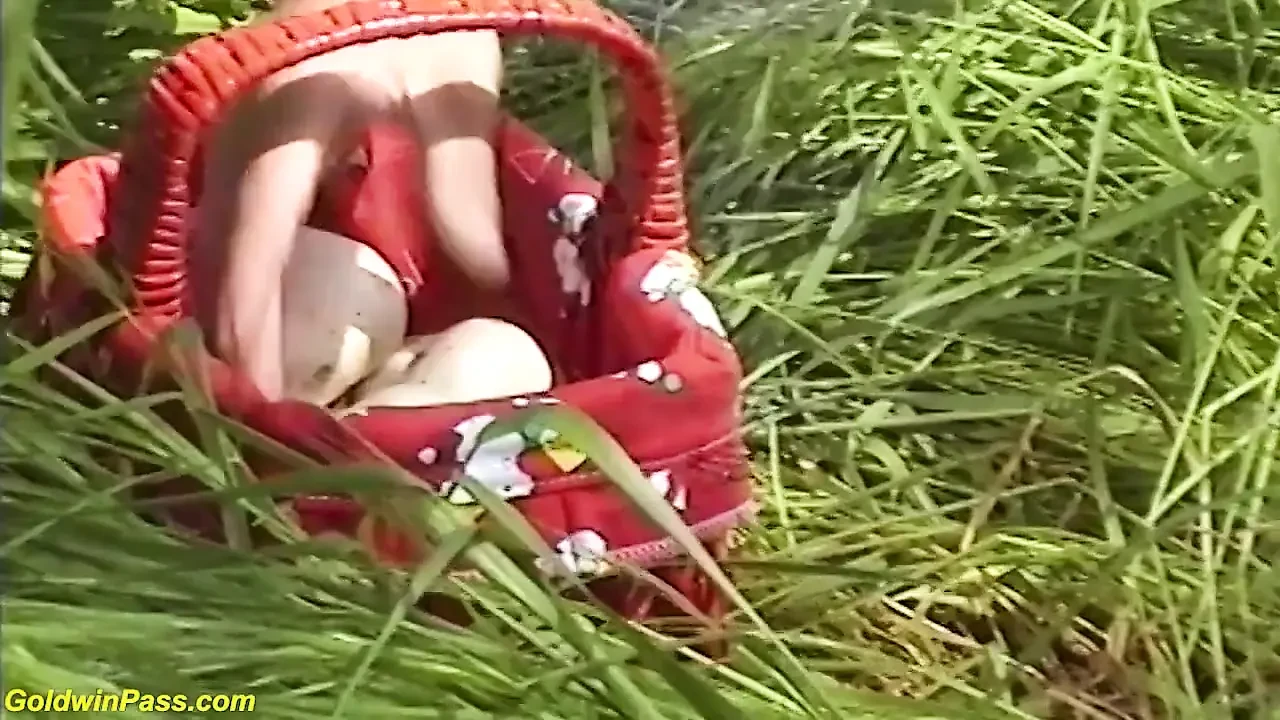 Hairy tight ass outdoor destroyed