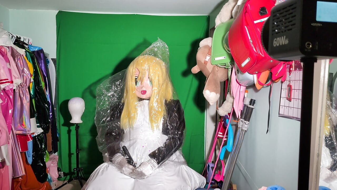 Kigurumi meid diverse ademspelspelletjes met tassen