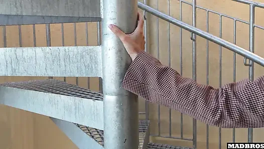 An Arrogant Australian Journalist Caught Spreading Fake News Live On Air And Fucked To Avoid Being Called Out !!!