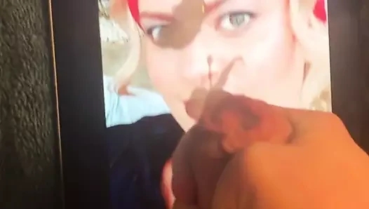 Elyse Willems'in boşalma anısına