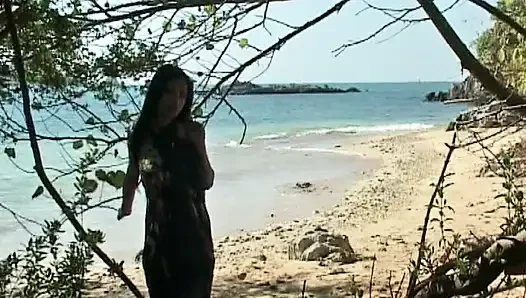 Kompilasi cewek-cewek hot Asia berpose 13