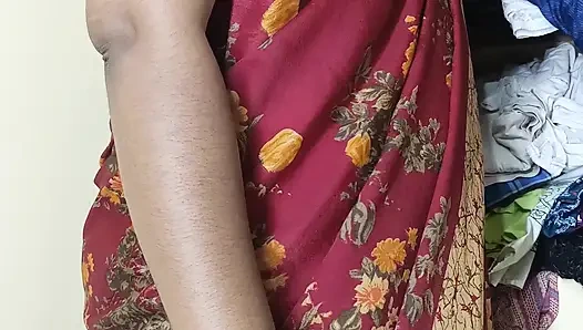 Red color saree cheating Housewife 1