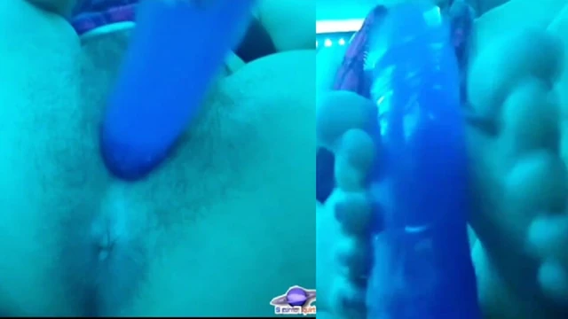 Saturno Squirt the sexiest Latin babe, in a hotel with her friend, erotic lingerie and masturbation.