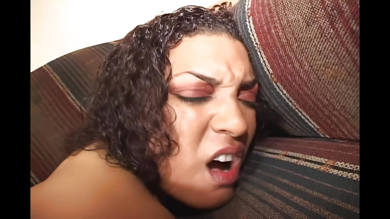 Ο θεϊκός αισθησιασμός συναντά τον άγριο πόθο