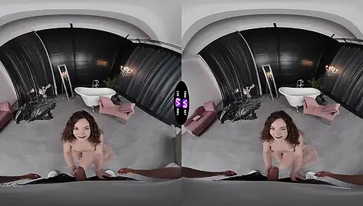 Horny Simona Purr Turns Bathroom Queue Argument Into Passionate Sex Game - TeenMegaWorld