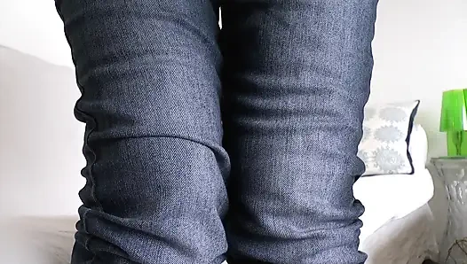 Koklayan domuz, bugün kokmuş çoraplarımı kokla ve yüksek sesle bağır, Lady Victoria Valente!