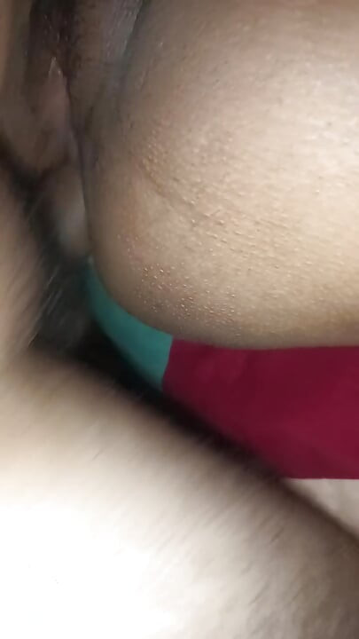 Desi Pooja bhabhi ne meri land chusi