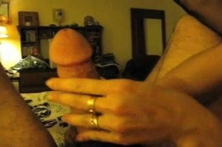 Slowly Amateurhandjob with huge Cumshot