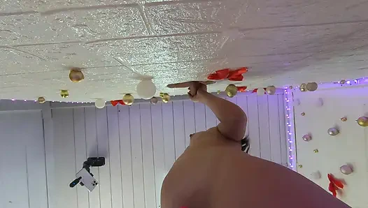 Yarakla ileri geri gidiyor. AllMyLinks MisssVikki