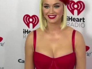 Katy Perry v červeném bustier topu na kiis fm jingle ball 2019 02