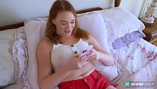 Muhteşem Güney Carolinian kızıl saçlı Samantha Reigns