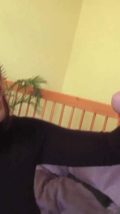 Key moment from "Teen Claudia lernt Deepthroat"