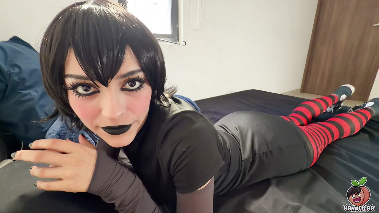 18K Gothic Girl