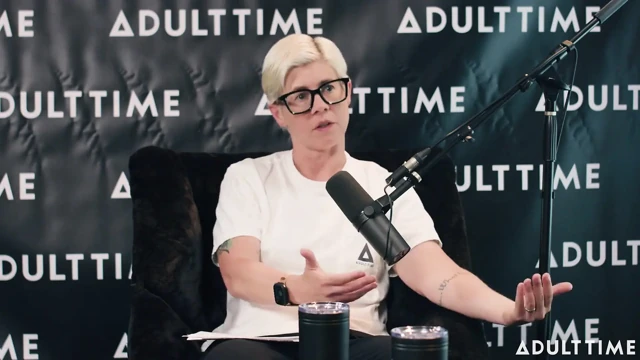 Avery Black Dry Humping, True Crime, & Directing VR Corn | the Adult Time Podcast