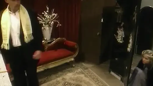 Retro Bir Şekilde MILF Ile Güzel Orospu