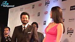 Kajal Aggarwal in een prachtige roze seksjurk op filmfar -awards