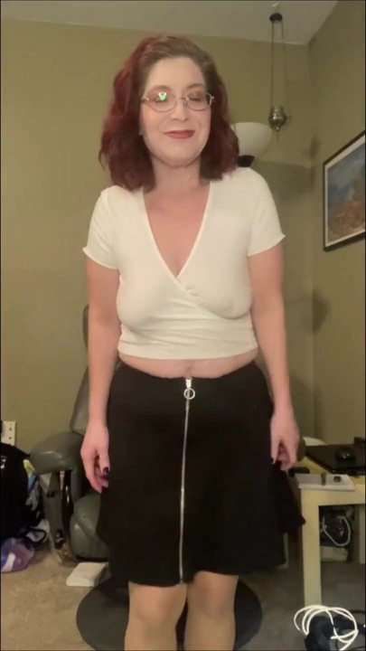 Stepmom Has Secrets From stepdad - custom roleplay