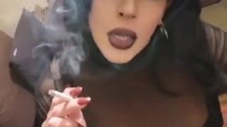 Miss-fg mooie nagels lbd plagen met roken