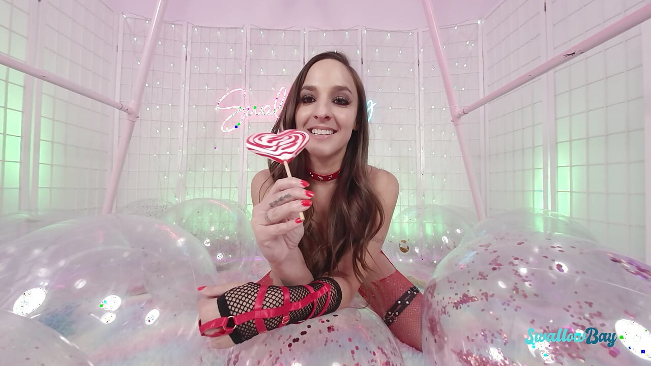 Horny european pussy Amirah Adara sucking with passion