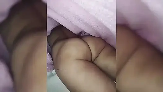 Indah di! Cumshot yang kuat!