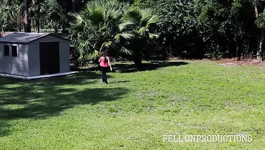 Выходные со сводной пиздой Мелани Хикс, милфой