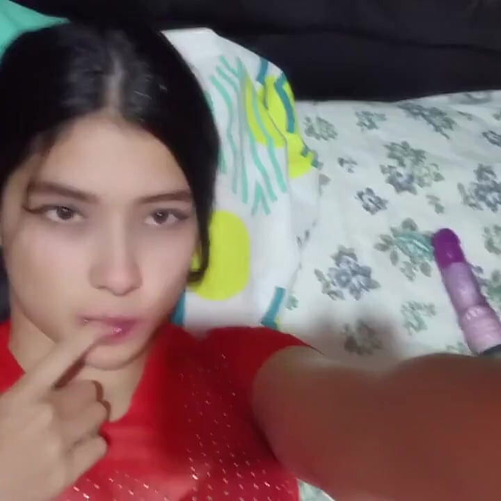O kadar ateşliyim ki sen beni izlerken kendime dokunmak istiyorum